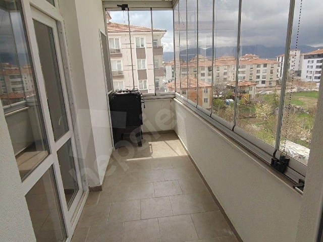 3+1 ARA KAT - GÜNEY CEPHE - CADDE ÜZERİ - Görsel 14