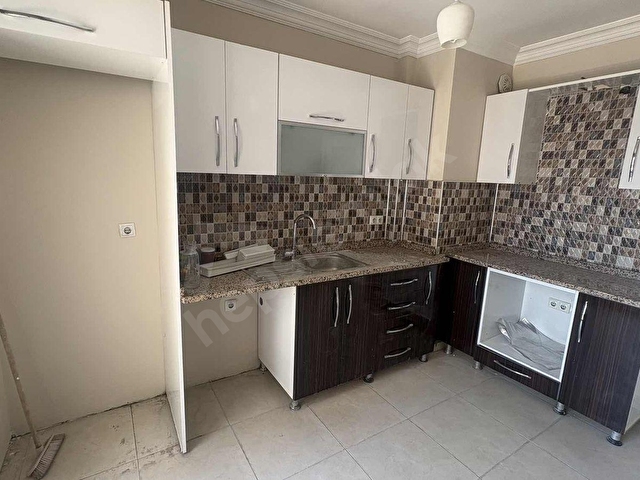 İŞLEK CADDE ÜZERİ ARA KAT ÖN CEPHELİ ASANSÖRLÜ KREDİYE UYGUN 3+1 - Görsel 3