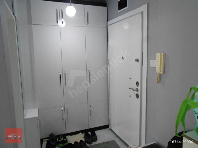 4.ETAP HAZNEDAROĞLUDA YAPILI METRO YAKINI EŞYALI 2+1 DAİRE - Görsel 5