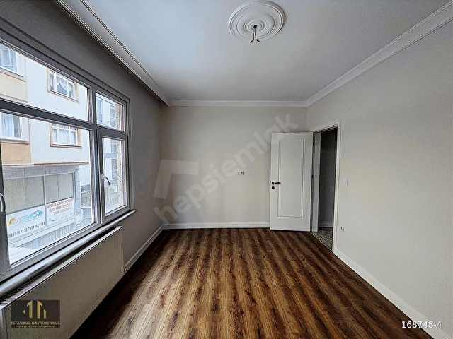 ÇAMÇEŞME E5 YANYOLA KOMŞU 2+1 KOMPLE RESTORASYONLU FERAH DAİRE - Görsel 13