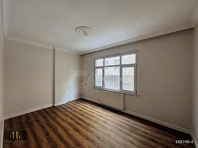 ÇAMÇEŞME E5 YANYOLA KOMŞU 2+1 KOMPLE RESTORASYONLU FERAH DAİRE - Görsel 11