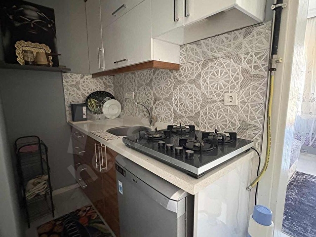 Metro Yakını Eşyalı Çift Cephe 2+1 Kiralık Daire - Görsel 21
