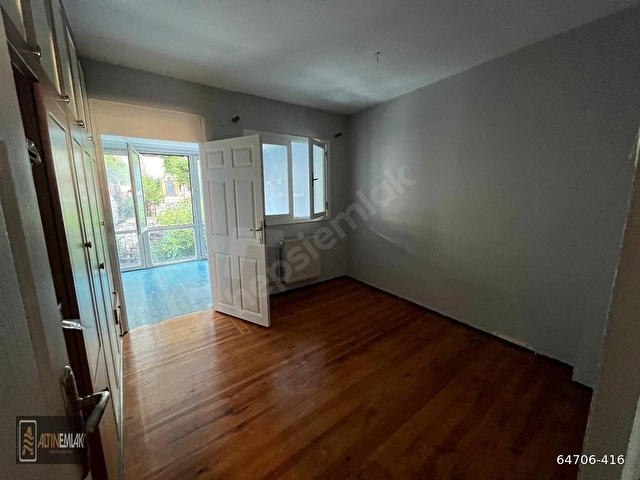 EYÜP SULTAN TOPÇULARDA SATILIK MÜSTAKİL EV 64706416 hepsiemlak