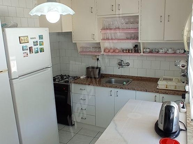 kuşadası kadınlar denizi plajına 50 m mesafeli müstakil bina 3+1 - Görsel 19
