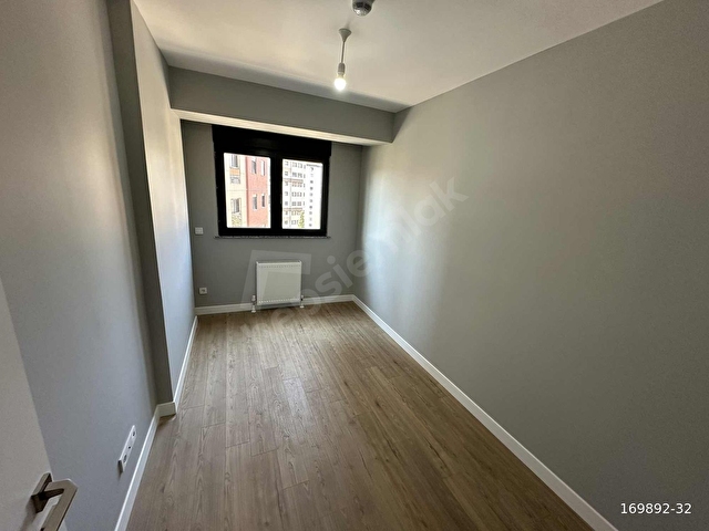 TURYAPTAN BOSTANCIDA 7/24 GÜVENLİK HAVUZ SATILIK SIFIR 2+1 BOŞ - Görsel 13