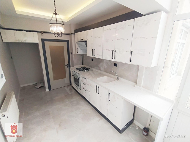 Keçiören Çekirge Caddesinde Satılık Daire 3+1 Full Yapılı Orta Kat Güney Ön Cephe Fırsat - Görsel 2