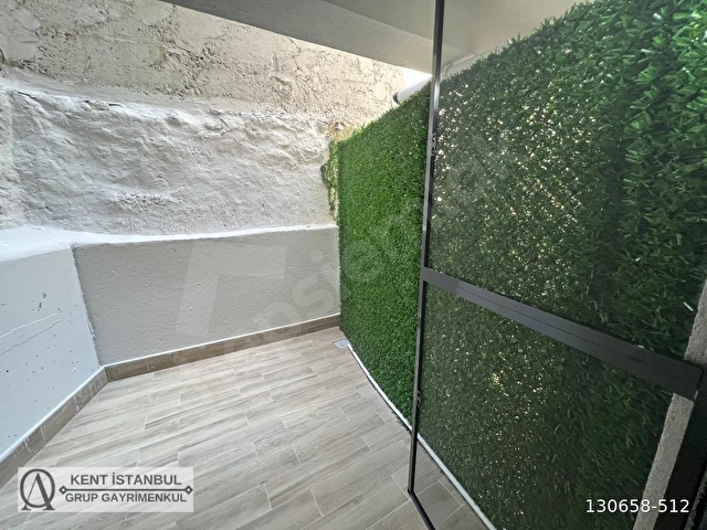 İcadiye Mah.3 Yıllık Binada Asansörlü 2+1 75 m² Bahçe Dubleksi - Görsel 4