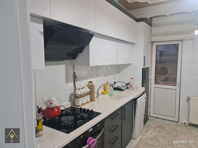 GÜZELYURT MAHALLESİN DE UYGUN FİYATLI İÇİ YAPILI SATILIK DAİRE - Görsel 6