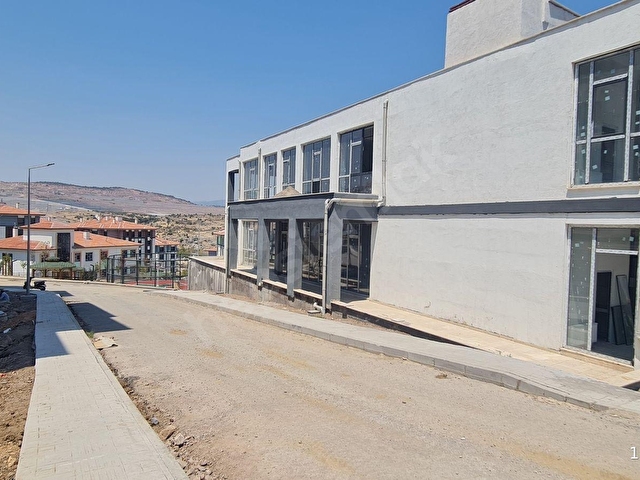 3.ETAP AKGEDİK TOKİ PROJESİNDE 1.KAT TERASI OLAN DÜKKAN - Görsel 30