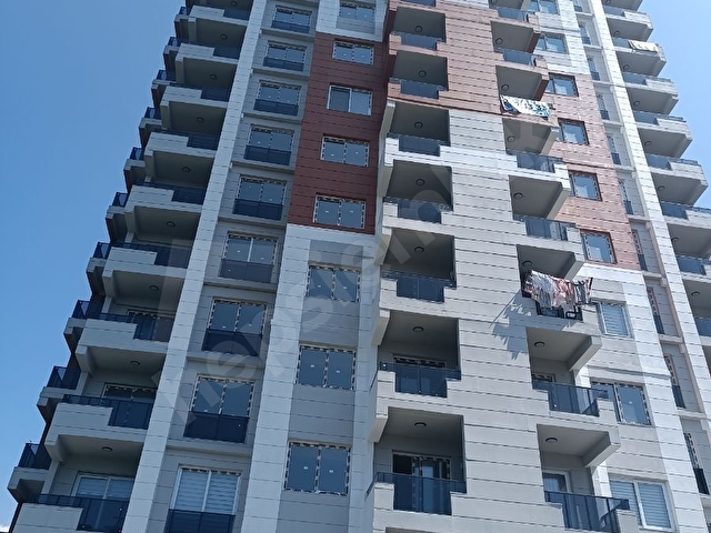 HAS GAYRİMENKUL ÇEŞMELİDE 2+1 DENİZE 200 M SİTE İÇİ SATILIK