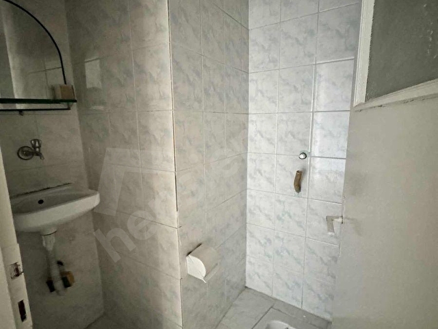 SSK CİVARI MERKEZİ KONUMDA ARA KAT G/K CEPHE KREDİYE UYGUN DAİRE - Görsel 19