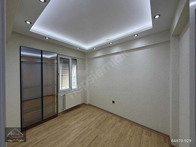 Balçova Onur Mahallesinde Sıfır Tadilatlı 3+1 Ayrı Mutfaklı - Görsel 4