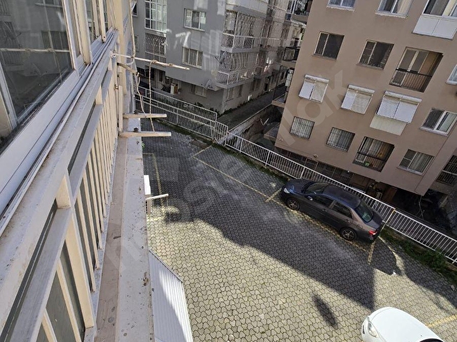 KARABAĞLAR ÜÇKUYULAR MAHALLESİNDE DOĞALGAZLI KİRALIK 3+1 DAİRE - Görsel 15