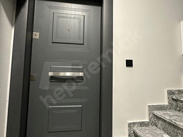 minibüse yakın deprem yönetmelikli balkonlu kombili otoparklı güney cephe 2+1 - Görsel 14