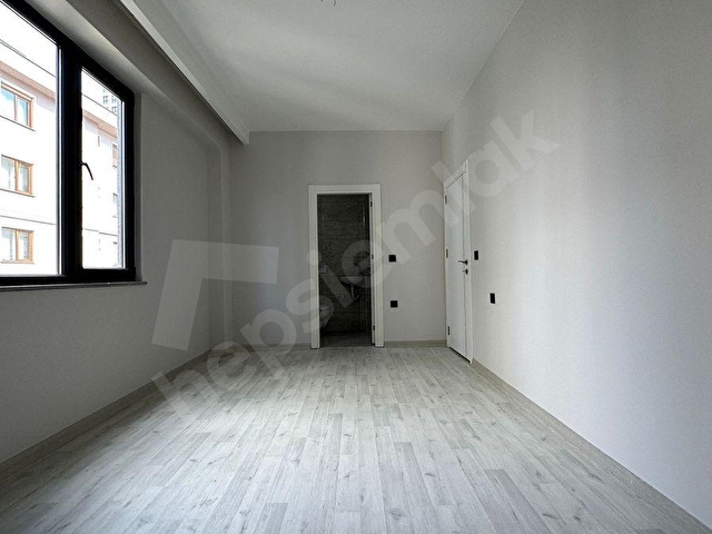 minibüse yakın deprem yönetmelikli balkonlu kombili otoparklı güney cephe 2+1 - Görsel 20