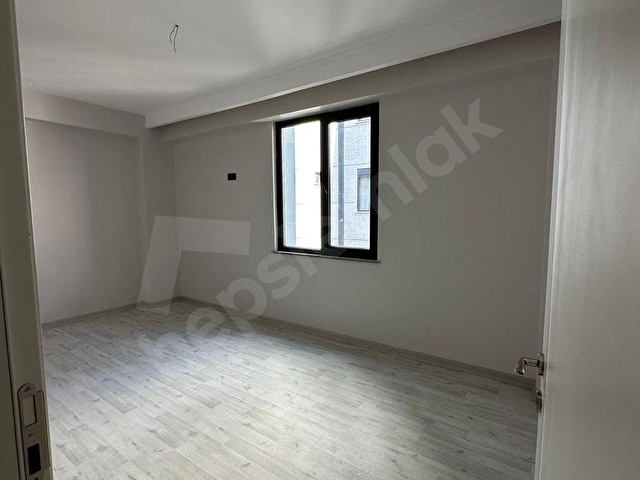 minibüse yakın deprem yönetmelikli balkonlu kombili otoparklı güney cephe 2+1 - Görsel 25
