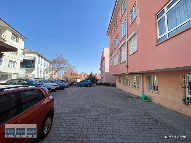 CKMDEN SOKULLU CD YANI NAKIŞ SOKAKTA OTOPARKLI TEMİZ 3+1 - Görsel 12