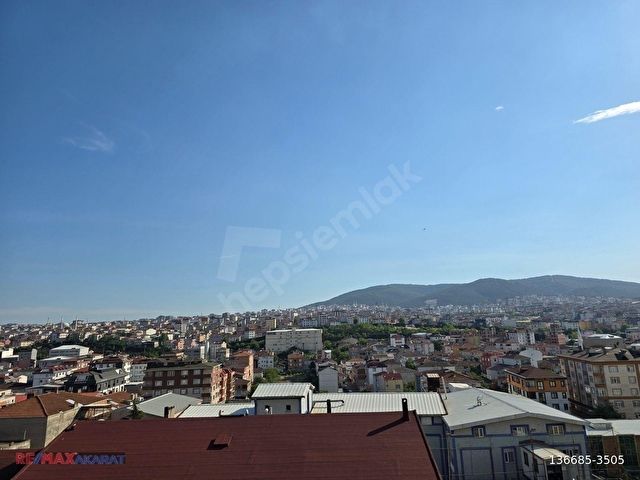 SULTANBEYLİ DE 3+1 140m2 GENİŞ MANZARALI TAŞINMAYA HAZIR