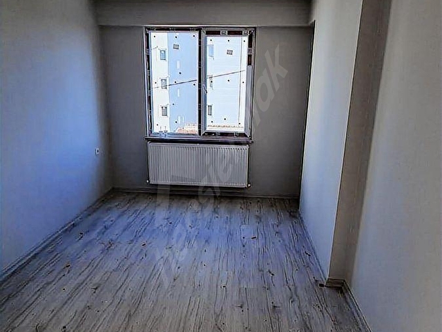 TOPAĞAÇTA DENİZ MANZARALI LÜKS 1+1- GENİŞ BALKONLU KÖŞE DAİRE - Görsel 27