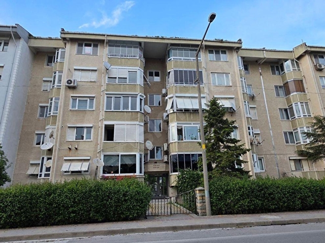 FATİH MAH.MUAMMER AKSOY CAD.ÜSTÜ SATILIK GENİŞ YAPILI 3+1 DAİRE