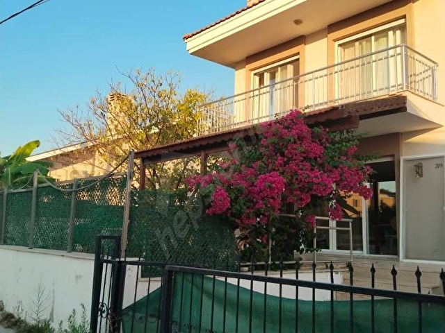 SAHİBİNDEN ÇEŞME ŞİFNEDE TAM MÜSTAKİL 3+1 KİRALIK YAZLIK VİLLA - Görsel 2