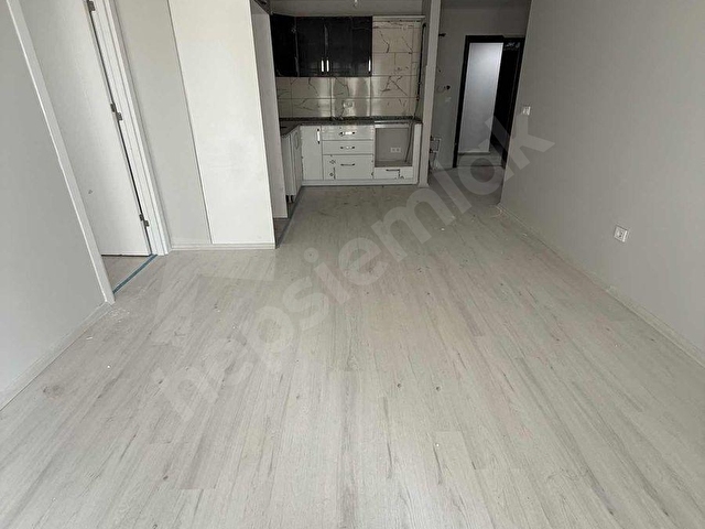 SULTAN SELİM MAH. MERKEZDE 8.KAT BALKONLU BOŞ 2+1 DAİRE - Görsel 8