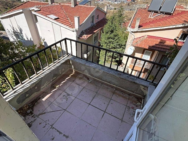 KONUT ER EMLAKTAN TİRPLEX EŞYALI SATILIK DAİRE - Görsel 17
