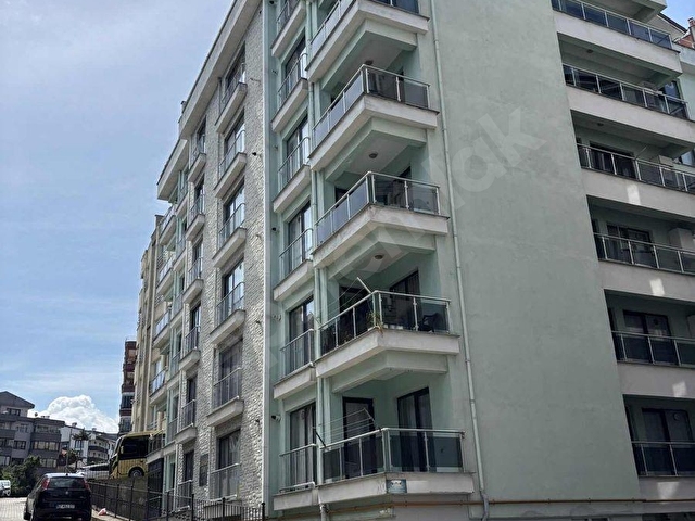 DOĞUŞ EMLAK  TAN BAHÇELİEVLERDE KISMİ EŞYALI 1+1 DAİRE - Görsel 13