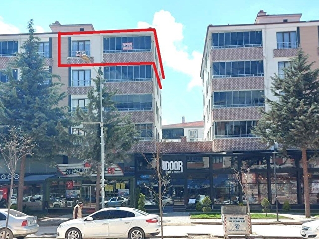 ZİRVE EMLAK GÜVENCESİYLE | KAFELER CADDESİNDE SATILIK 3+1 DAİRE - Görsel 3
