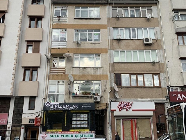 CUMHURİYET CADDESİ ÜZERİNDE ÇİFT CEPHELİ 2+1  3. KAT SATILIK DAİRE - Görsel 29