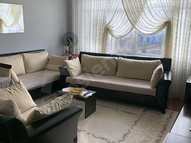 CUMHURİYET CADDESİ ÜZERİNDE ÇİFT CEPHELİ 2+1  3. KAT SATILIK DAİRE - Görsel 8