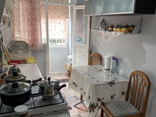 CUMHURİYET CADDESİ ÜZERİNDE ÇİFT CEPHELİ 2+1  3. KAT SATILIK DAİRE - Görsel 7