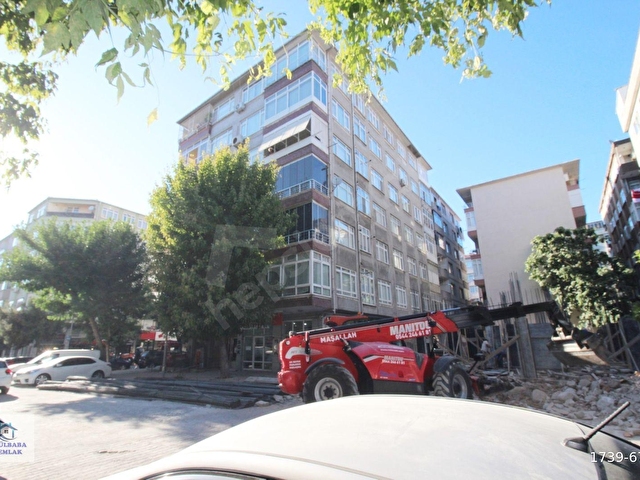 Bahçelievler Yayla Merkezde Asansörlü Kombili Güney Cepheli 3+1 Daire - Görsel 25