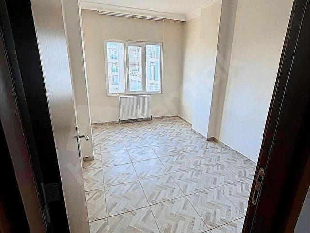 KILIÇ GROUP TAN SATILIK BAHÇELİEVLER ANA YOL 4+1 ARA KAT DAİRE - Görsel 6