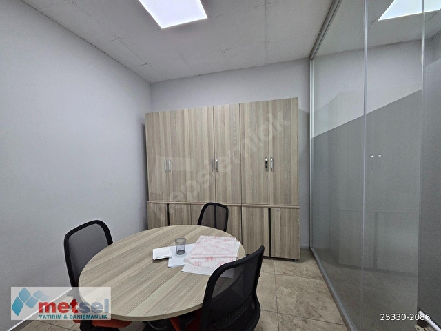 metsel PRESTİJLİ İŞMERKEZİN DE EŞYALI HAZIR MASRAFSIZ OFİS - Görsel 26