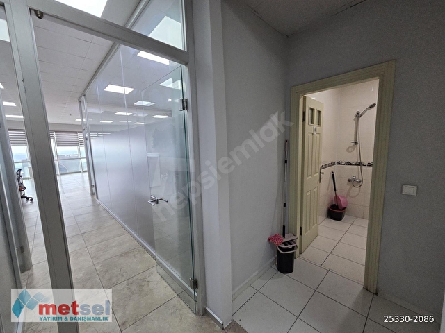 metsel PRESTİJLİ İŞMERKEZİN DE EŞYALI HAZIR MASRAFSIZ OFİS - Görsel 24