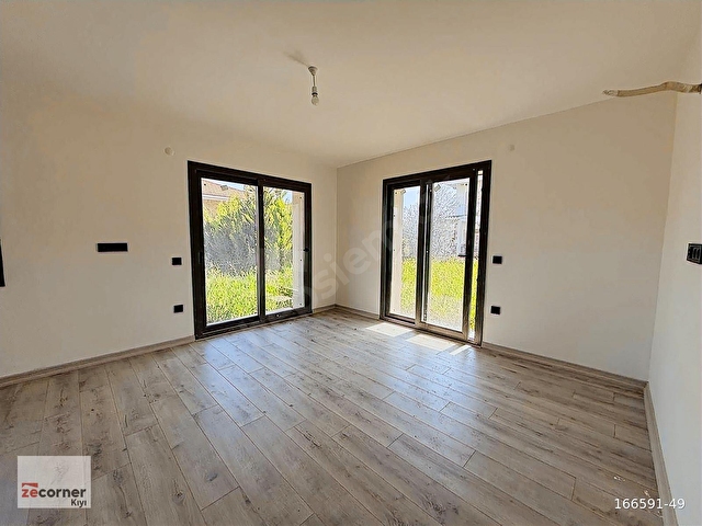 Datça Merkezde Yıllık Kiralık 1+1 Eşyasız Bahçeli Daire - Görsel 13