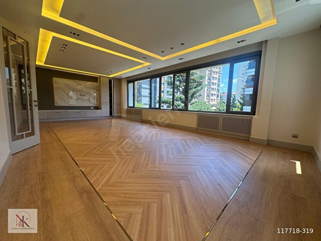 Göztepe Çiftehavuzlar Satılık Katta Tek 180m2 Net 4+1 48m2 Salon - Görsel 14