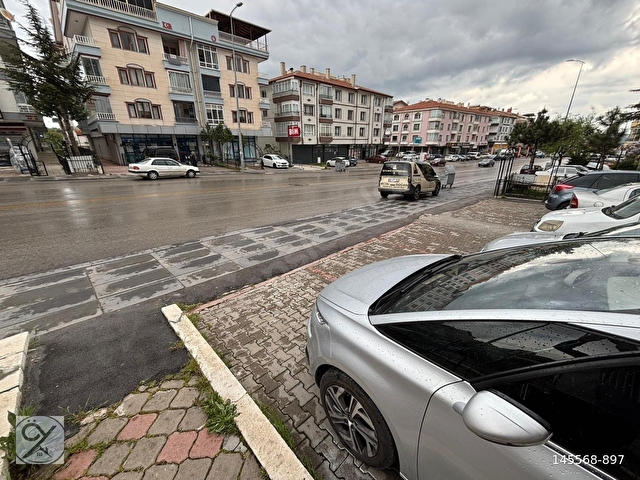 BADEMLİK YOLU CADDESİ ÜZERİ 90 m2 HAZIR KİRACILI SATILIK DÜKKAN