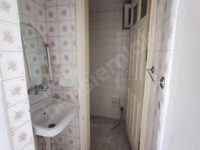 ATATÜRK CADDESİ ÜZERİNDE ARA KAT ÇİFT CEPHE ASANSÖRLÜ DAİRE - Görsel 11