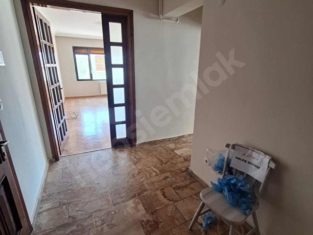 HDM35DEN ŞİRİNYER MERKEZDE ŞÖMİNELİ BAKIMLI 3+1 KİRALIK DAİRE - Görsel 6
