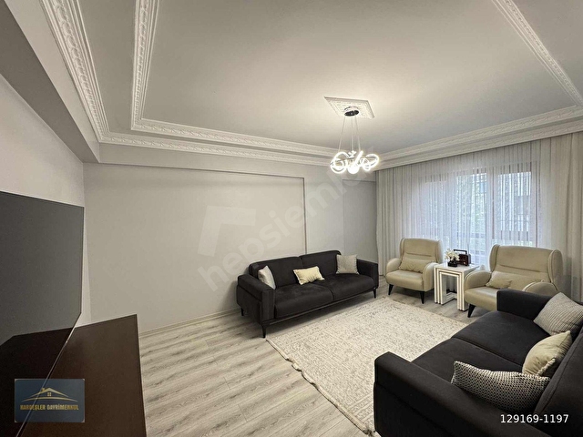KARDEŞLERDEN 3+1 YÜKSEK GİRİŞ KAT KONUMLU MERKEZI KONUM - Görsel 12