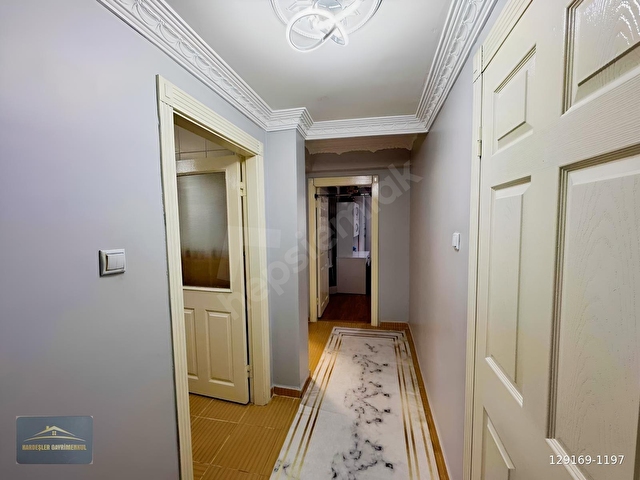 KARDEŞLERDEN 3+1 YÜKSEK GİRİŞ KAT KONUMLU MERKEZI KONUM - Görsel 30