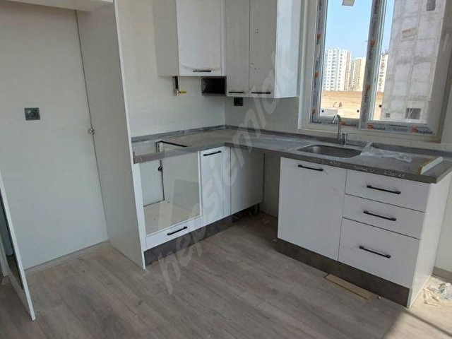 BİRLİK GAYRİMENKUL DEN ÇARKIPARE İLİM BULVARINDA 1+1 İSKANLI HASARSIZ KAÇMAZ DAİRE!!! - Görsel 3