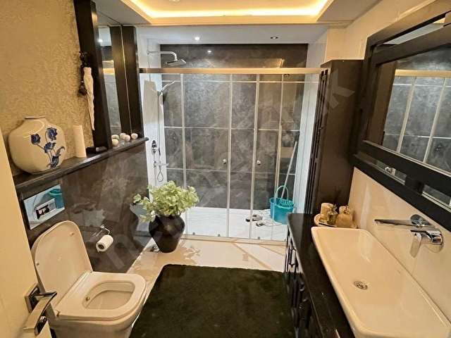 MERKEZİ ATATÜRK MAH. NİRVANA LİFE SİTESİNDE AVANTAJLI 4+1 DAİRE - Görsel 24