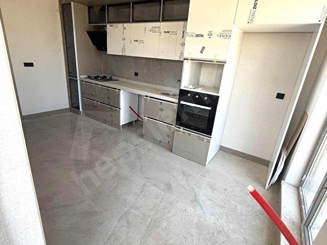 KARAKAYADA SIFIR CEPHELERİ AÇIK BULVAR YAKINI 3+1 DAİRE - Görsel 5