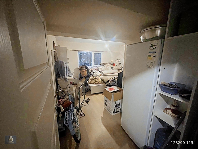 Erenler Merkezde Satılık 170 m2 3+1 | Garajlı & 30 m² Kilerli - Görsel 23