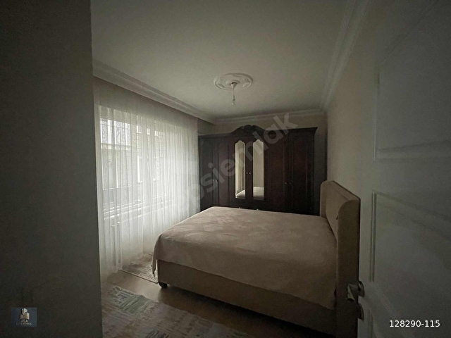 Erenler Merkezde Satılık 170 m2 3+1 | Garajlı & 30 m² Kilerli - Görsel 9