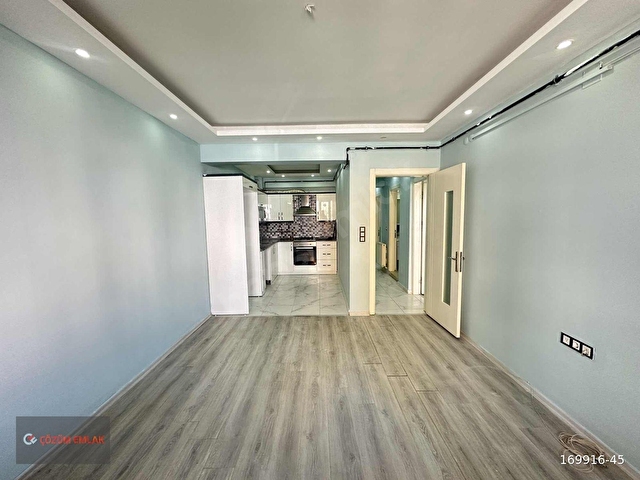 ÇÖZÜM EMLAKTAN MURADİYE İSTASYON BÖLGESİNDE 3+1 SATILIK DAİRE - Görsel 4