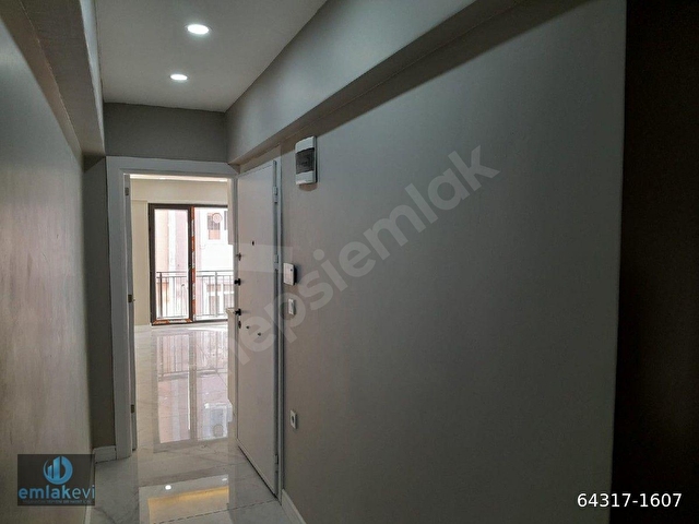 Kocamustafapaşa da YENİ BİNADAN 1+1 kiralık daire - Görsel 5